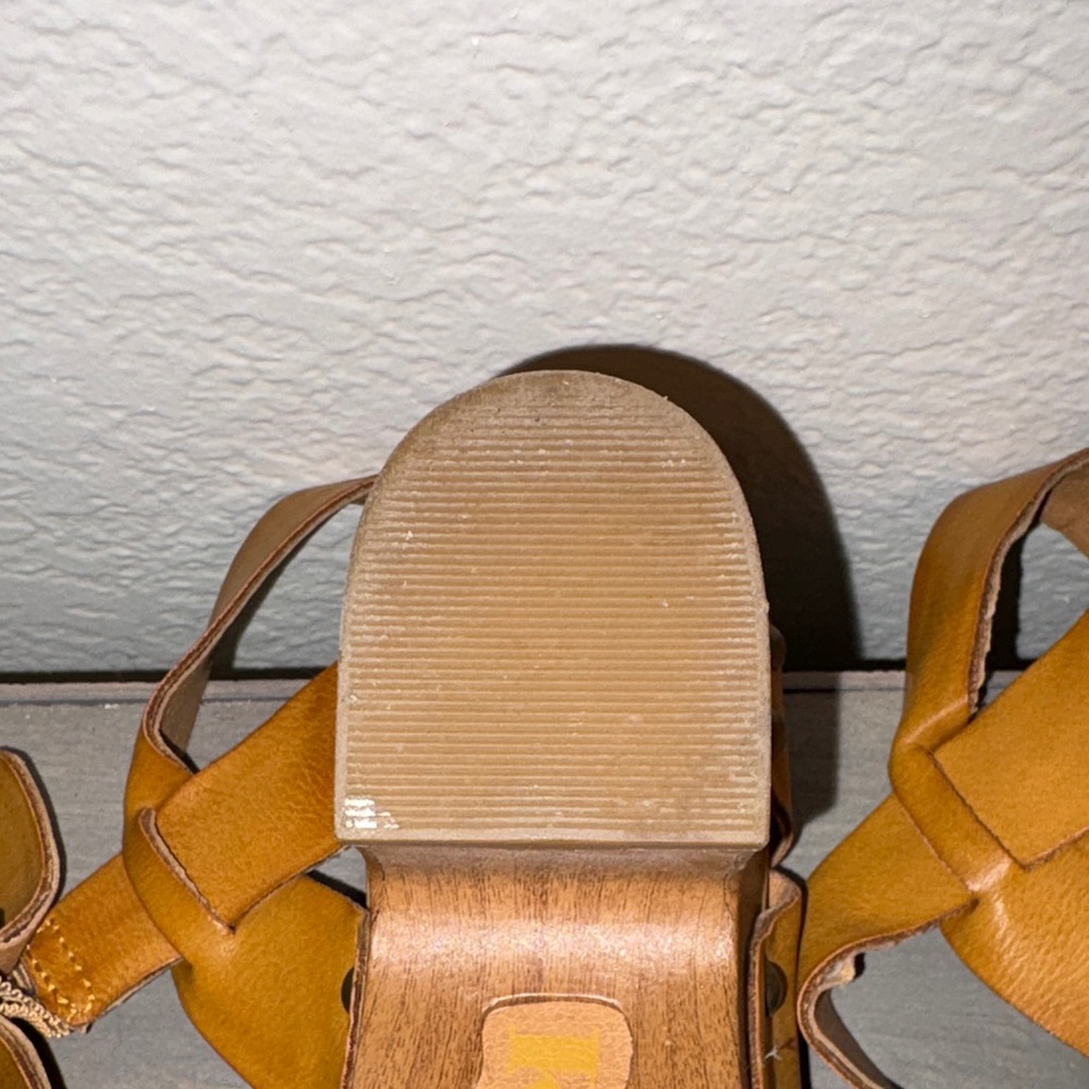 Kork-Ease Mustard Platform Sandals - Picture 11 of 16